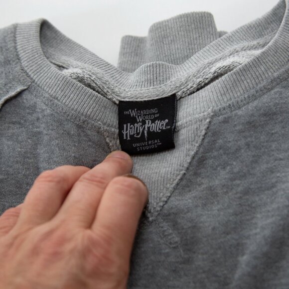 Gryffindor Sweatshirt XS - Picture 7 of 12